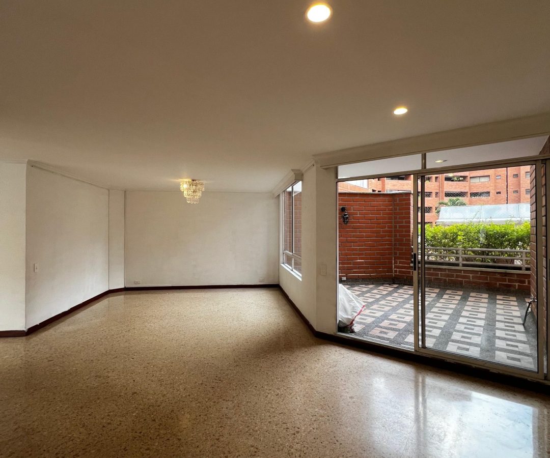 WhatsApp Image 2026-03-04 at 19.20.25 (2)